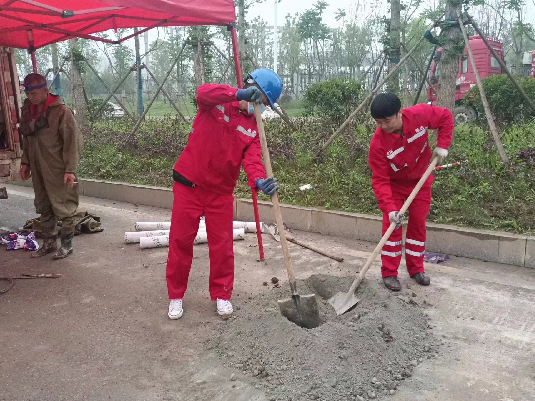 颍泉管道疏通哪家好】及时进行市政管道清淤